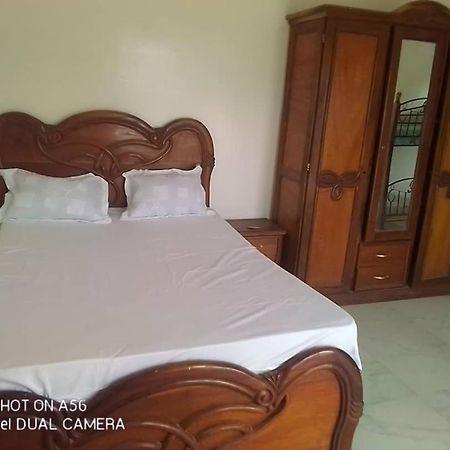 Villa Diambars Sali Tap ภายนอก รูปภาพ