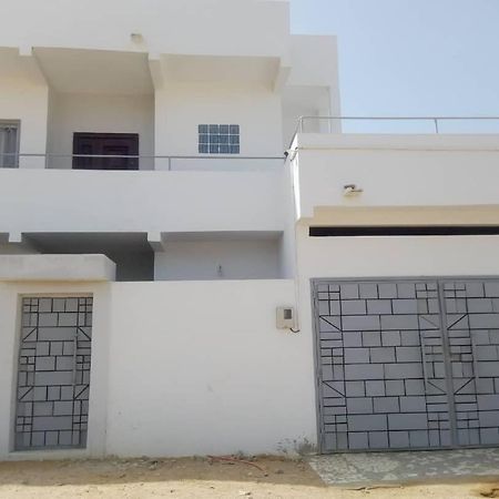 Villa Diambars Sali Tap ภายนอก รูปภาพ