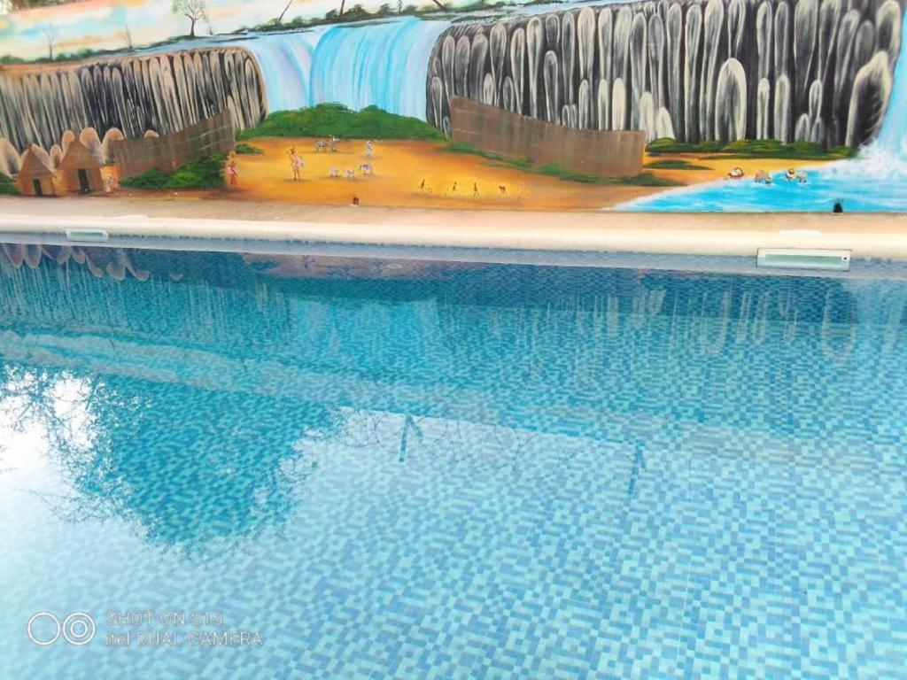 Villa Diambars Sali Tap ภายนอก รูปภาพ