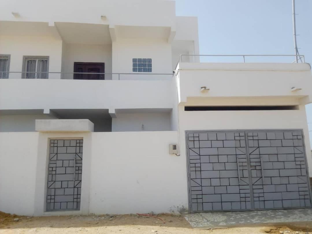 Villa Diambars Sali Tap ภายนอก รูปภาพ
